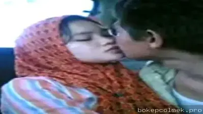 Dipaksa Rekam Video Ngentot Brutal Sampai Memek Becek Crott