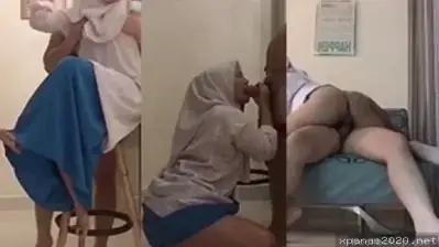 Jilbab SMA Dientot Brutal Memeknya Becek Basah